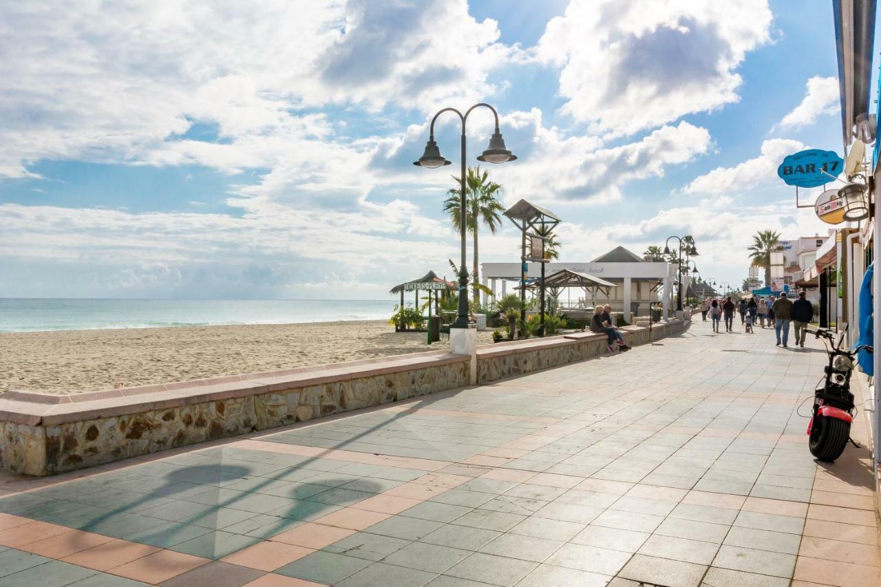 Sf Carihuela Luxury Suite توريمولينوس المظهر الخارجي الصورة