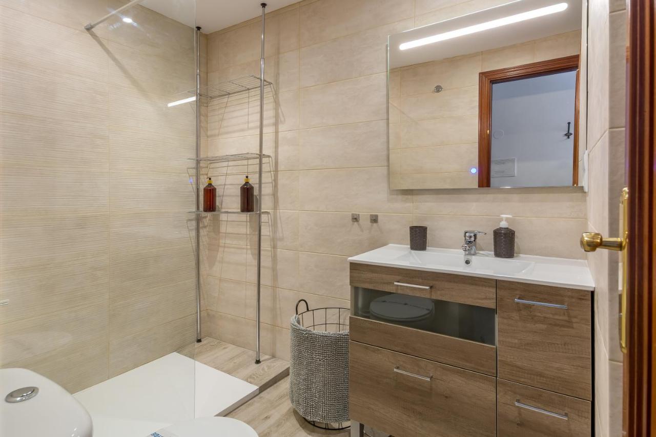 Sf Carihuela Luxury Suite توريمولينوس المظهر الخارجي الصورة